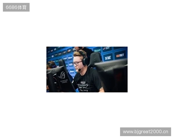 英超本轮最佳球员候选:埃泽、皮克福德、桑托斯入选